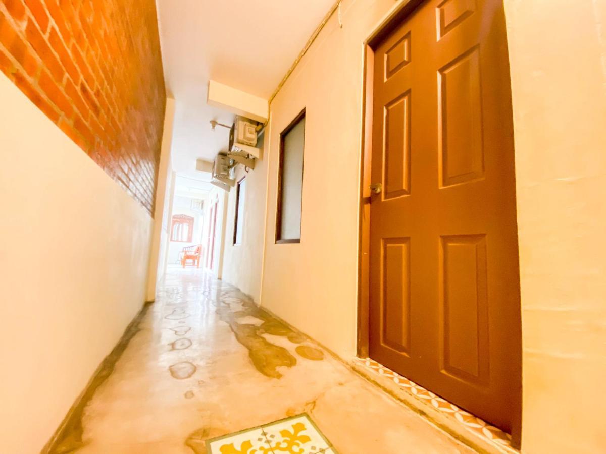 Hinggil Homestay Syariah Malioboro Yogya Mitra Reddoorz Yogyakarta Eksteriør bilde