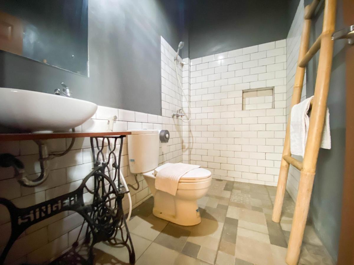 Hinggil Homestay Syariah Malioboro Yogya Mitra Reddoorz Yogyakarta Eksteriør bilde